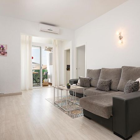 Apartment Xara Torres, At The Beach Of Alcudia Port de Alcudia  Bagian luar foto
