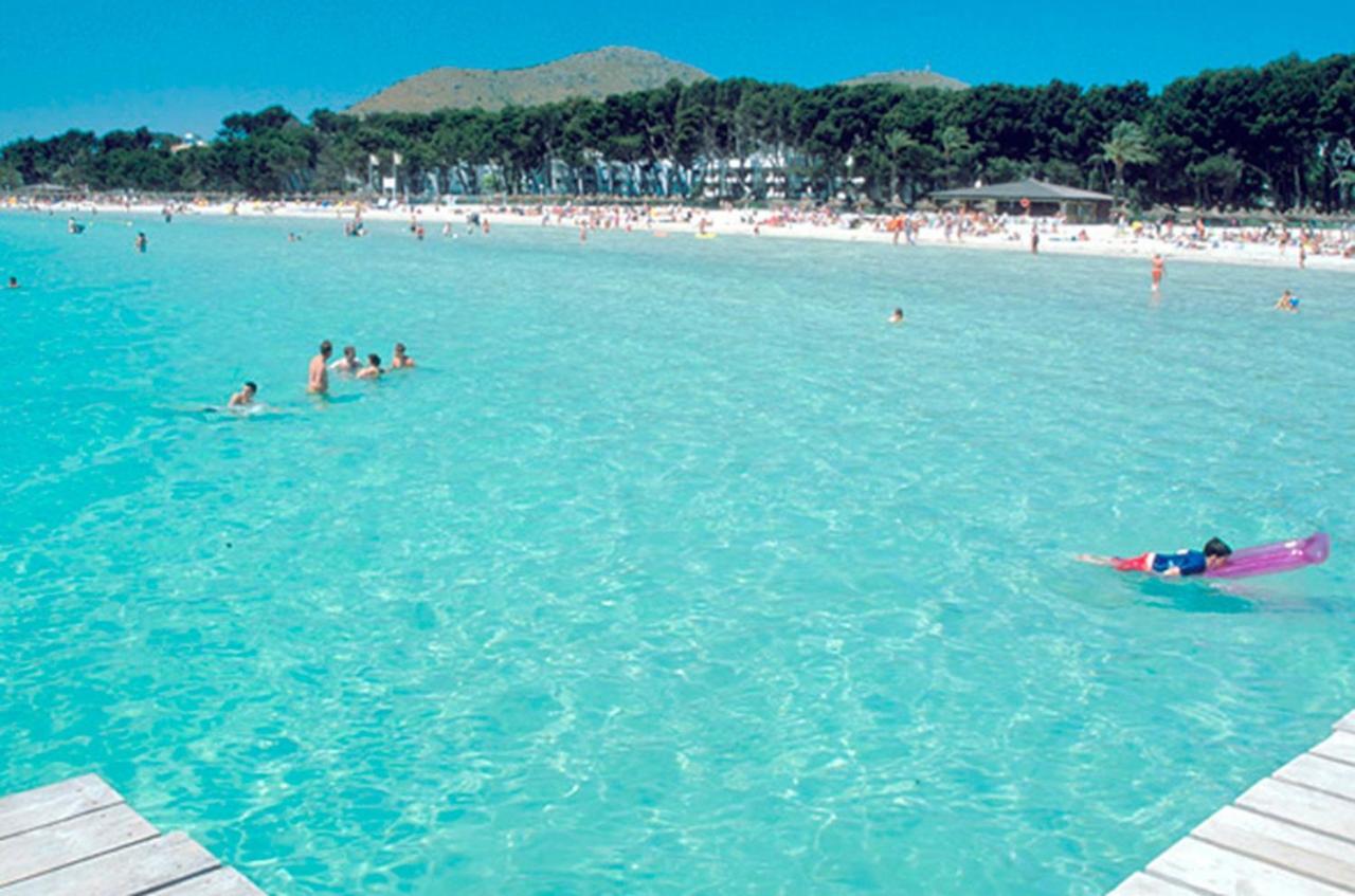 Apartment Xara Torres, At The Beach Of Alcudia Port de Alcudia  Bagian luar foto