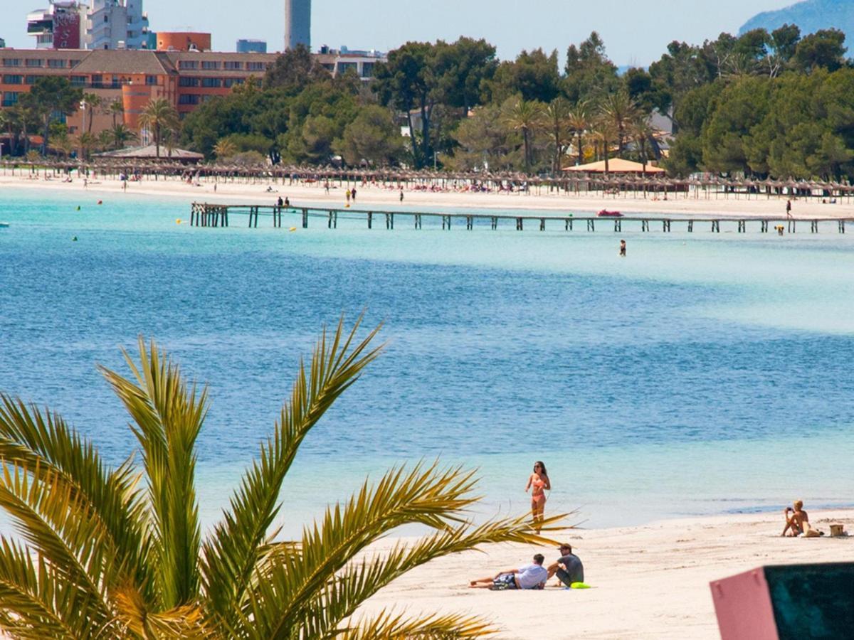 Apartment Xara Torres, At The Beach Of Alcudia Port de Alcudia  Bagian luar foto