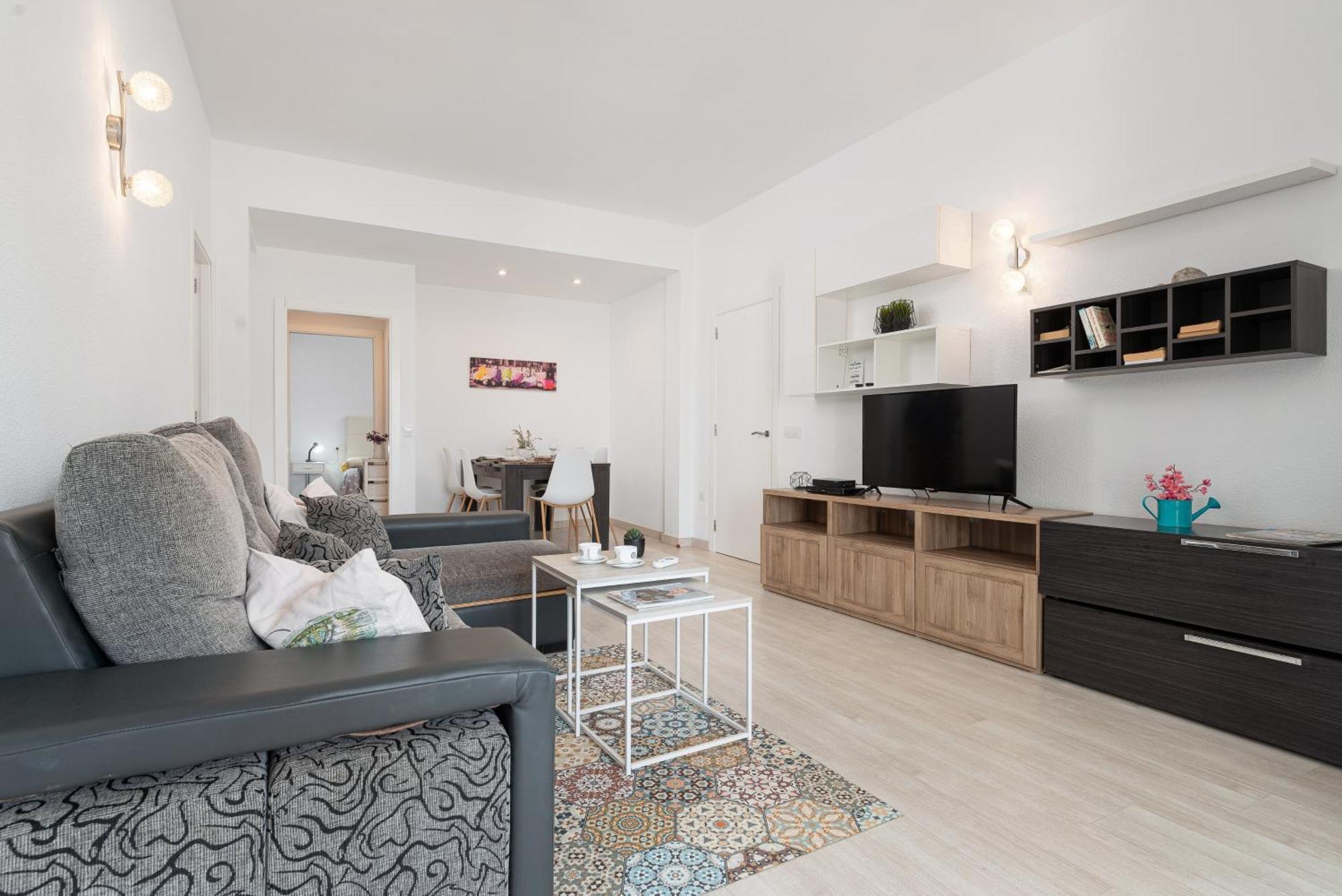 Apartment Xara Torres, At The Beach Of Alcudia Port de Alcudia  Bagian luar foto