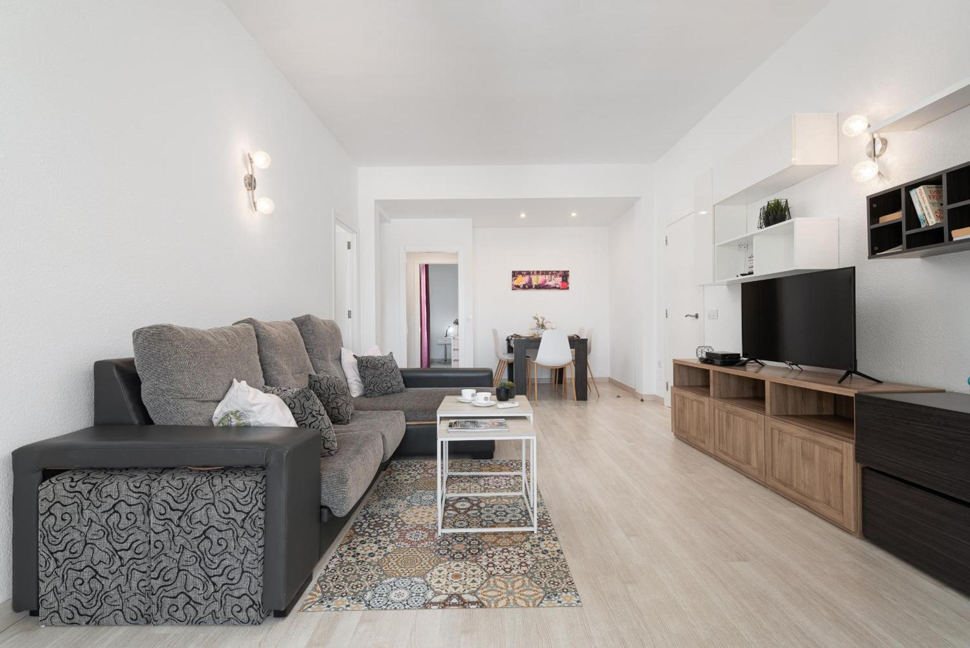 Apartment Xara Torres, At The Beach Of Alcudia Port de Alcudia  Bagian luar foto
