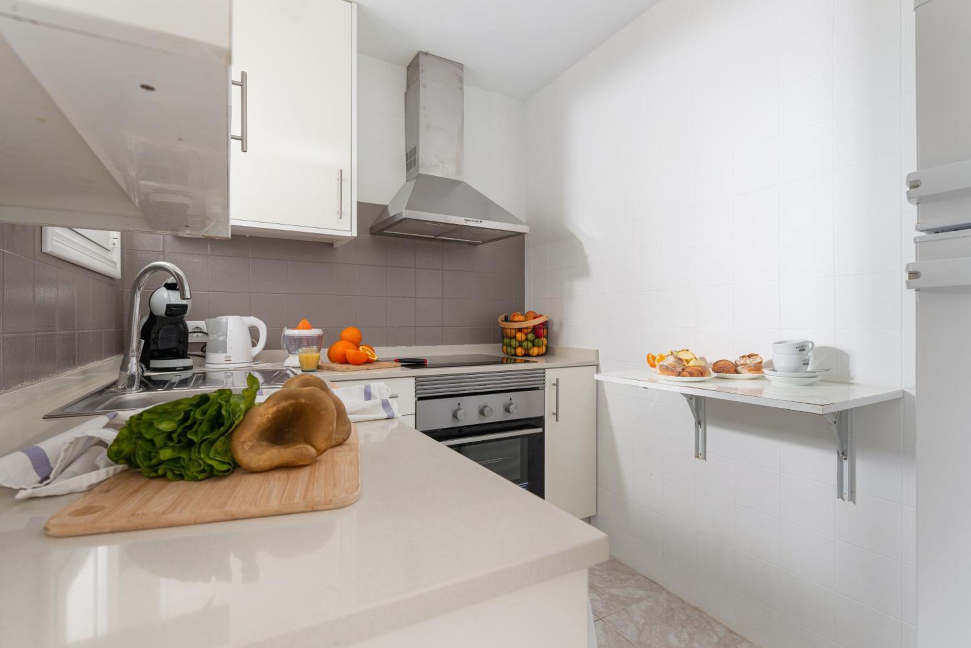 Apartment Xara Torres, At The Beach Of Alcudia Port de Alcudia  Bagian luar foto